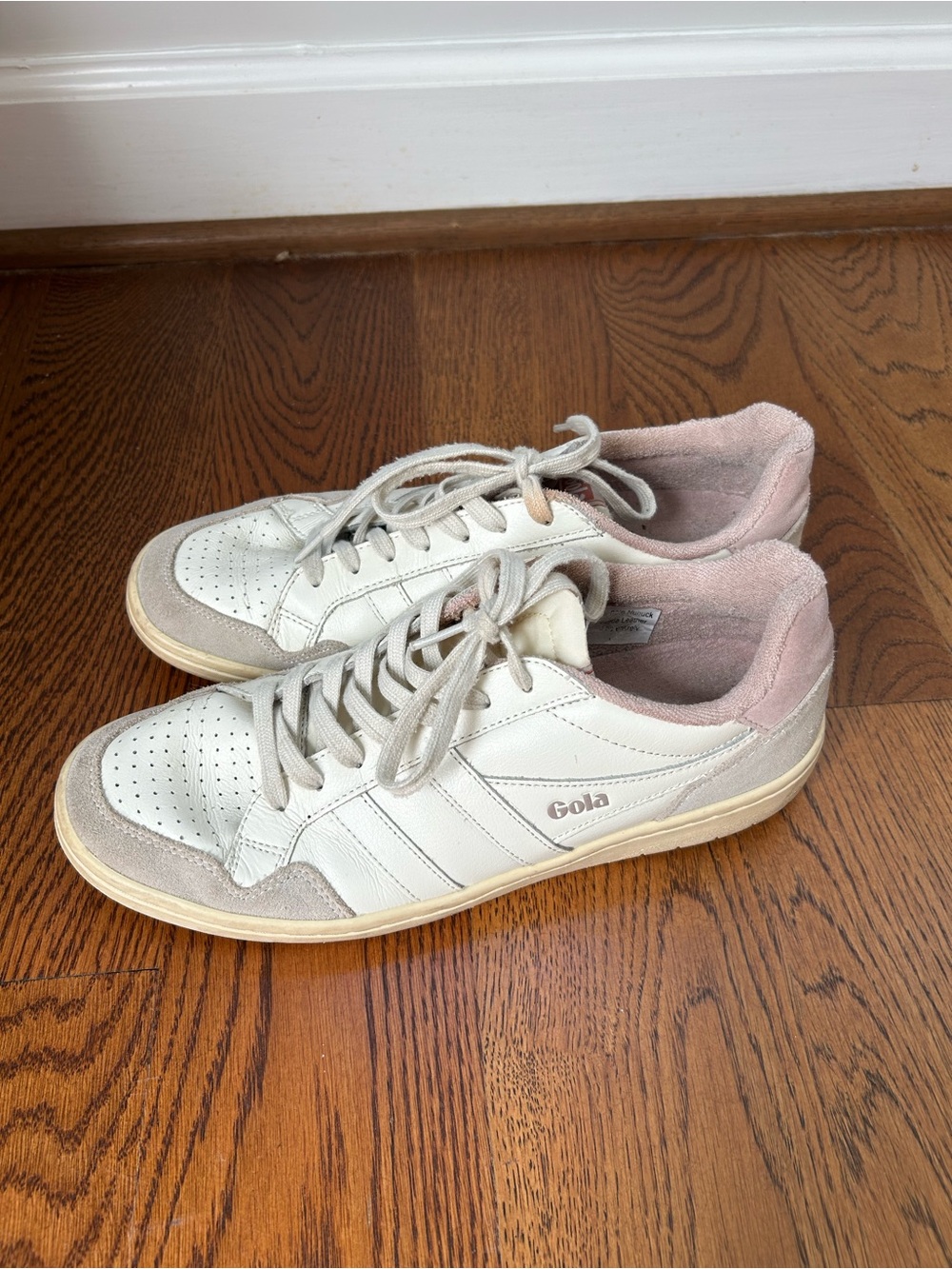 Gola White Sneakers with Pale Pink Suede Trim